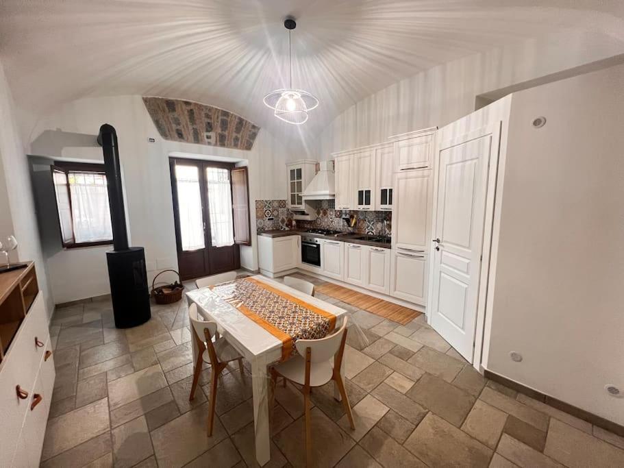 Appartamento A Casa Di Ty Caserta Esterno foto